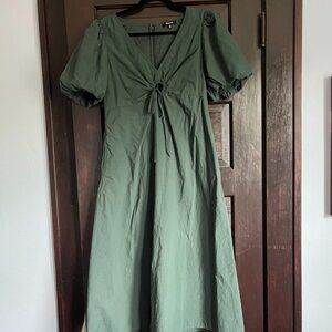 Madewell Terri Poplin Cutout Puff-Sleeve Midi Dress in Dark Palm, Size 14